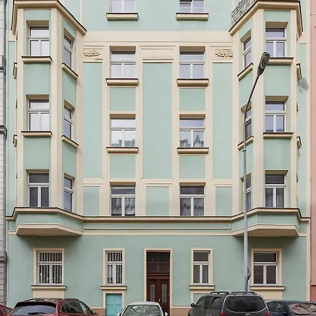 Days Apartment